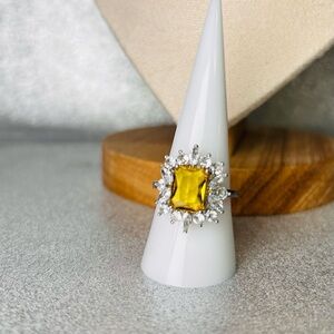 Sparkling Lemon Citrine Ring Framed in Cubic Zirconias Size 8.25 NWOT